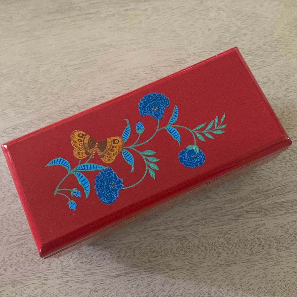 vintage Otagiri lacquerware golden butterfly music box